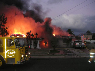 Evangeline Lilly's home in Hawaii is destroyed by fire.