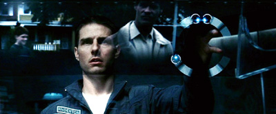 Minority Report Screenshot - Tom Cruise using Advanced Visual Display System